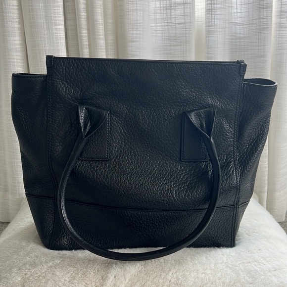 Kate Spade Tote - Picture 2 of 8